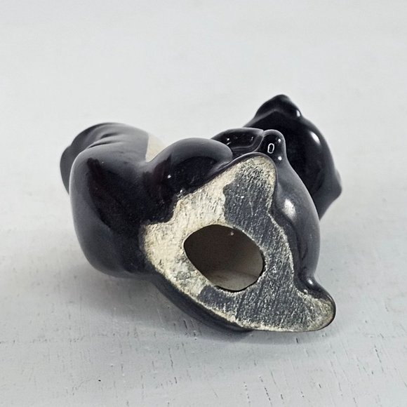 Vintage California Art Pottery Skunk Figurine - Picture 8 of 8